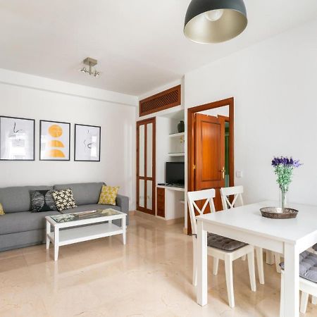 Vr Excelente Ubicacion Luminoso Apt Para Parejas Sevilla Exteriör bild