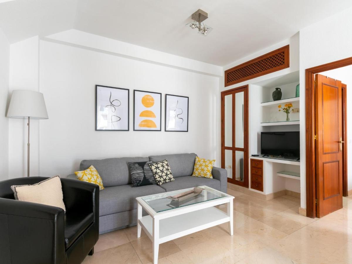 Vr Excelente Ubicacion Luminoso Apt Para Parejas Sevilla Exteriör bild