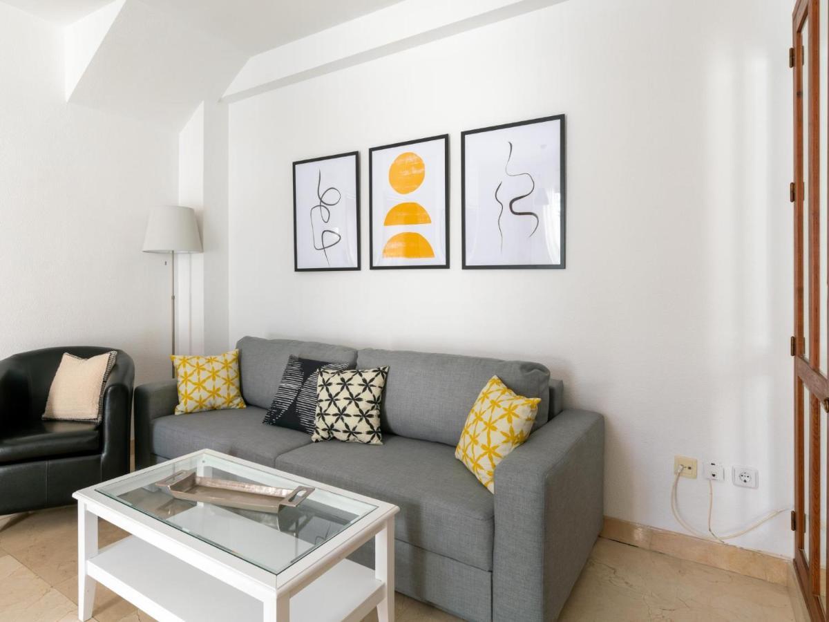 Vr Excelente Ubicacion Luminoso Apt Para Parejas Sevilla Exteriör bild