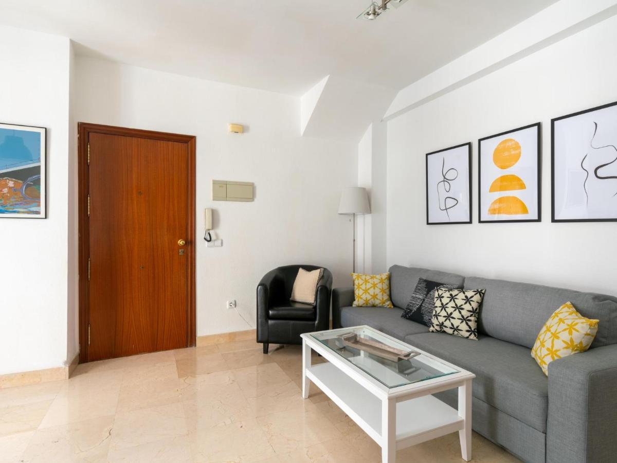 Vr Excelente Ubicacion Luminoso Apt Para Parejas Sevilla Exteriör bild