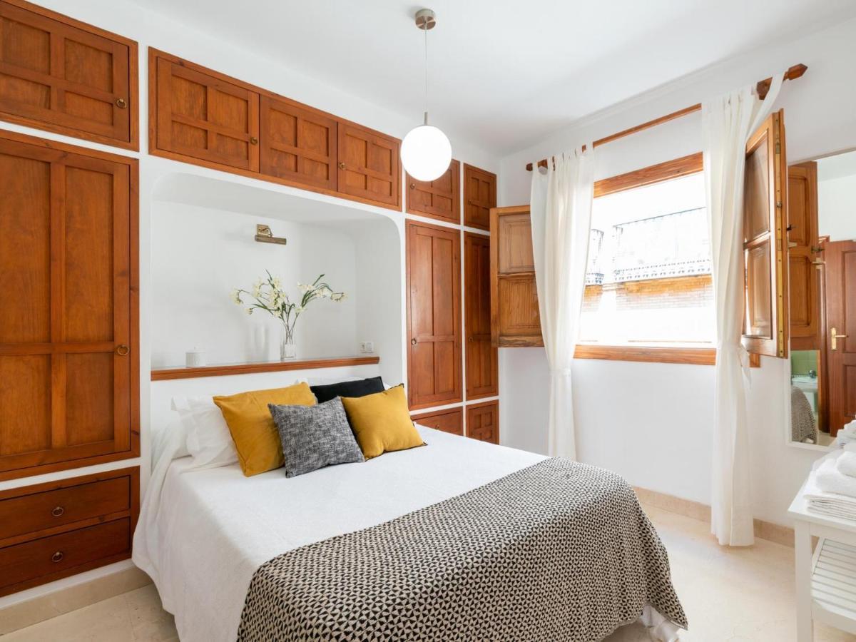 Vr Excelente Ubicacion Luminoso Apt Para Parejas Sevilla Exteriör bild
