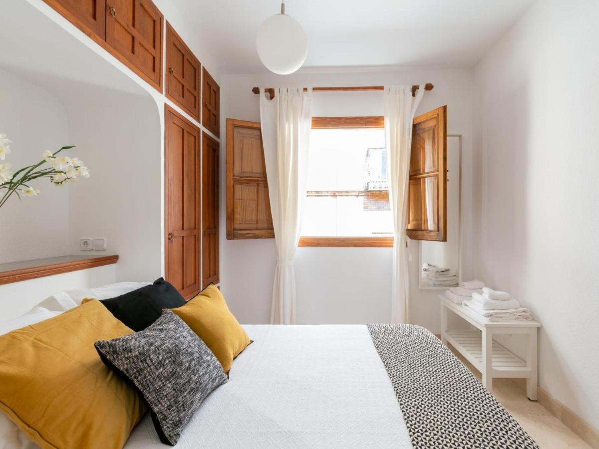 Vr Excelente Ubicacion Luminoso Apt Para Parejas Sevilla Exteriör bild