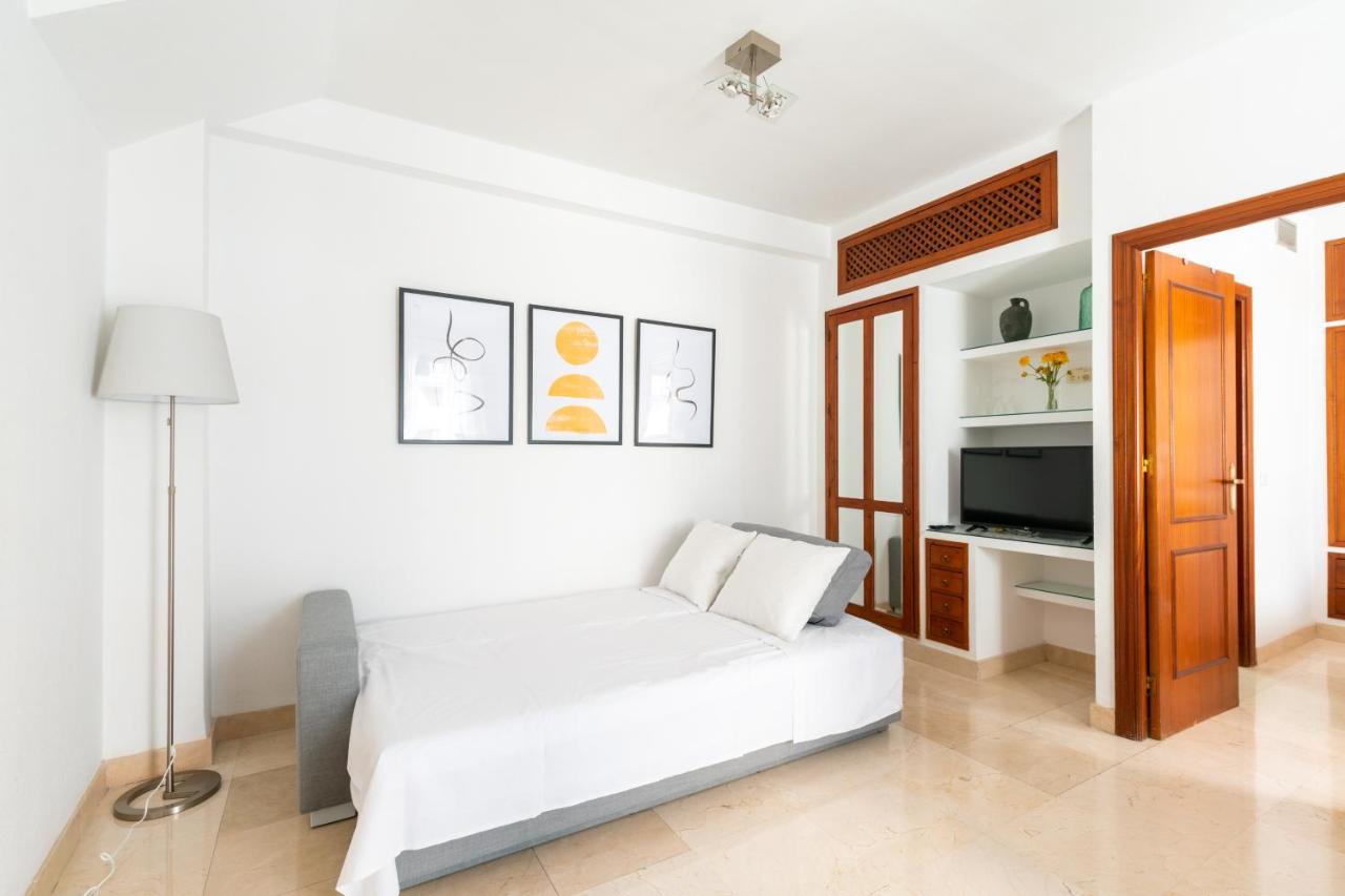 Vr Excelente Ubicacion Luminoso Apt Para Parejas Sevilla Exteriör bild