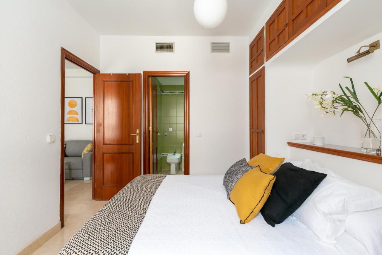 Vr Excelente Ubicacion Luminoso Apt Para Parejas Sevilla Exteriör bild